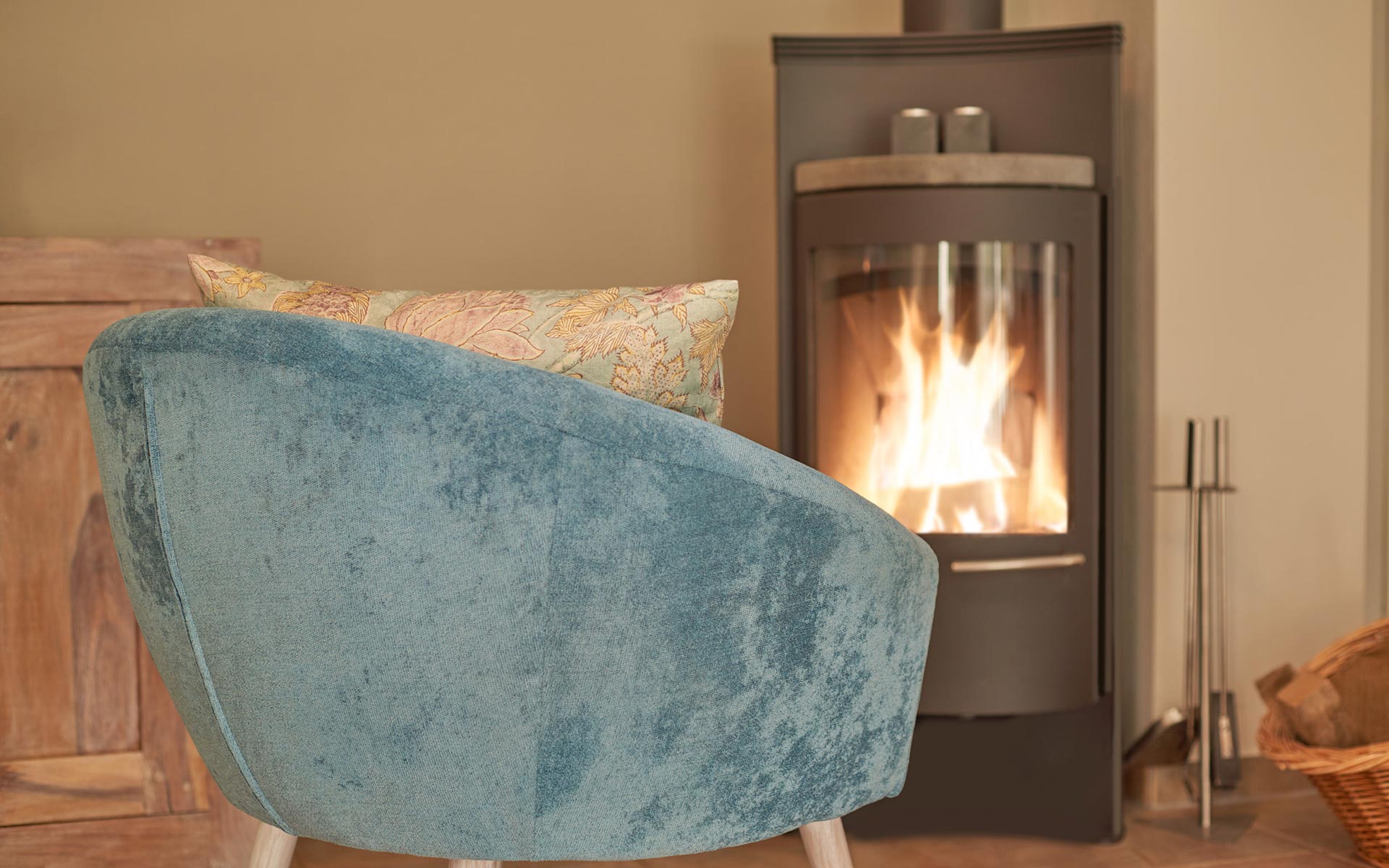 Wohnzimmer mit Kamin